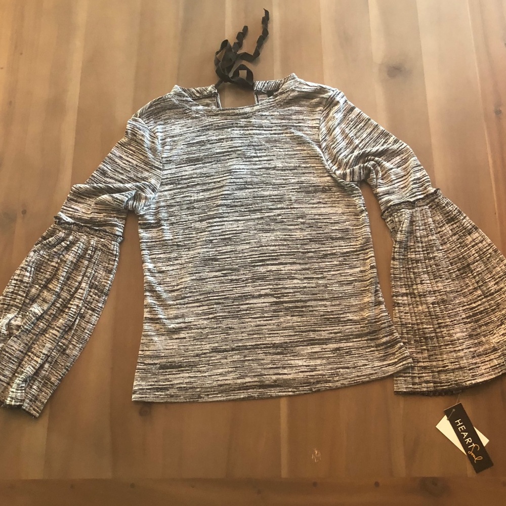 Long sleeve top